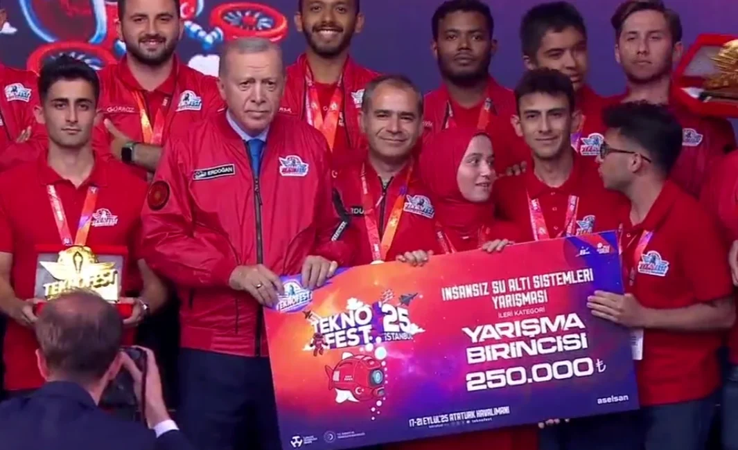 Teknoloji ve bilim tutkunlarını bir araya getirerek yenilikçi projelere ev