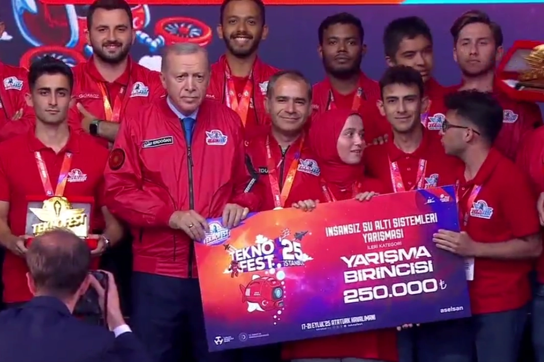 Teknoloji ve bilim tutkunlarını bir araya getirerek yenilikçi projelere ev