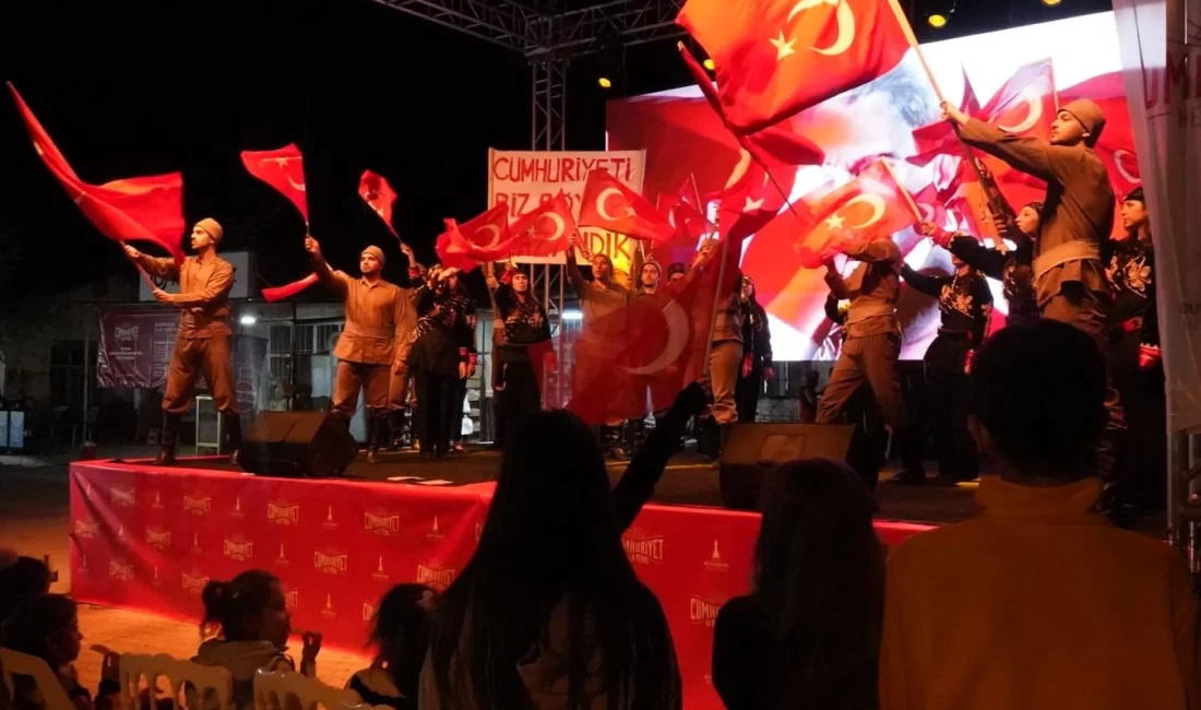 Cumhuriyet Bayramı, kentin dört bir yanında büyük bir coşkuyla kutlanmaya