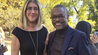 ABDPost.com New York Temsilcisi Özlem Özgüt Yörekli, Beyaz Saray önünde