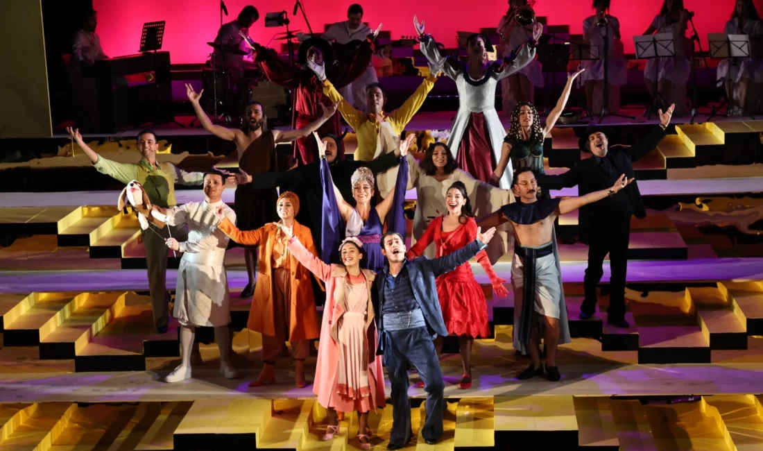 Bursa Nilüfer’de sezona ‘Lüküs Hayat’ ile görkemli açılış Nilüfer Belediyesi Kent Tiyatrosu (NKT), 2025-2026 sezonunu Türk tiyatrosunun klasiği