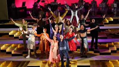 Nilüfer Belediyesi Kent Tiyatrosu (NKT), 2025-2026 sezonunu Türk tiyatrosunun klasiği