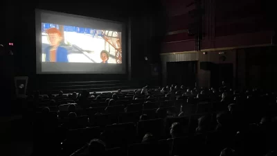 Büyükşehir Belediyesi tarafından düzenlenen ‘Bursa Sinema Günleri’nde Cumhuriyet coşkusu yaşanıyor.