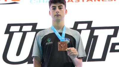 Çayırova Belediyesi Eğitim Spor Kulübü’nde karate dalında başarıdan başarıya koşan