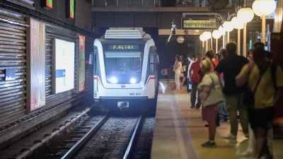İzmir Büyükşehir Belediyesi’ne bağlı ESHOT, İZULAŞ, İZDENİZ, Metro ve Tramvay