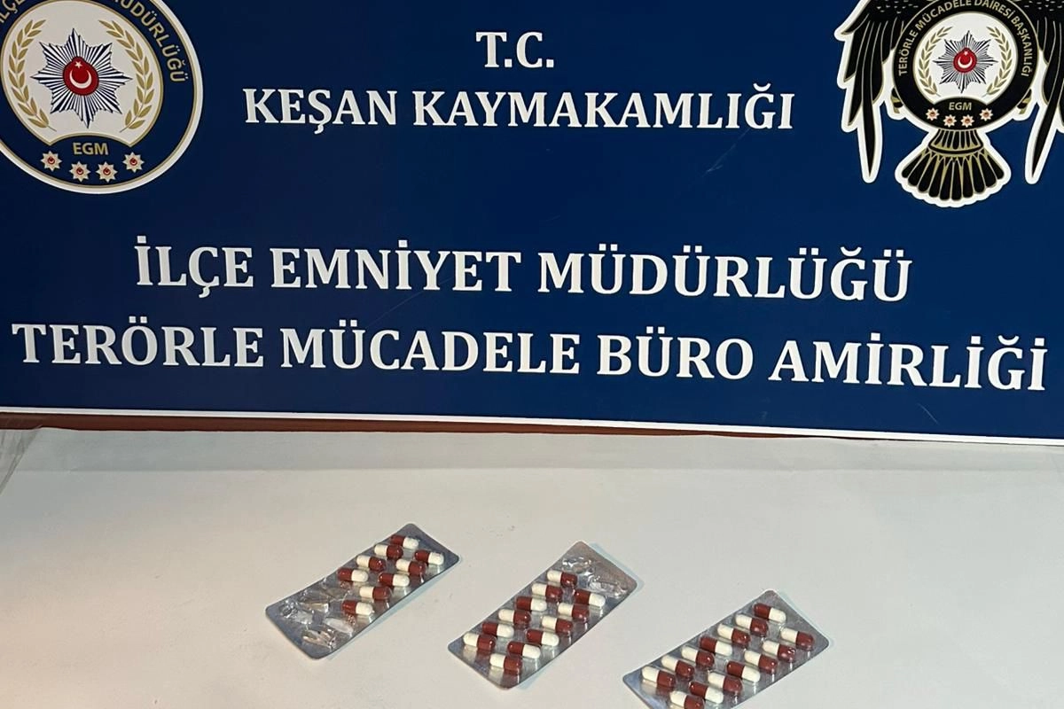 Keşan İlçe Emniyet Müdürlüğü ekipleri tarafından gerçekleştirilen şok uygulamalarda çeşitli