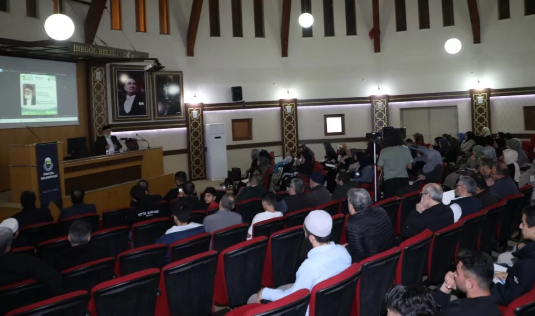 İnegöl Belediyesi’nin Aile Hayatı İyileştirme Derneği iş birliğinde düzenlediği “Aile