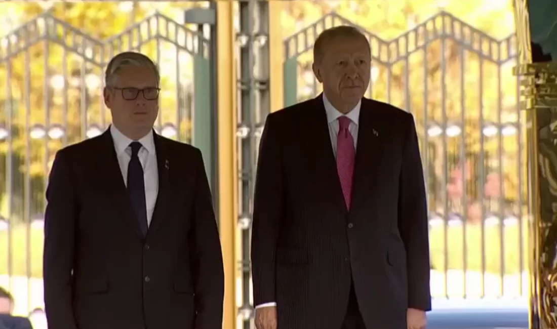 İngiltere Başbakanı Keir Starmer, Türkiye ziyaretinde Cumhurbaşkanlığı Külliyesi önünde düzenlenen