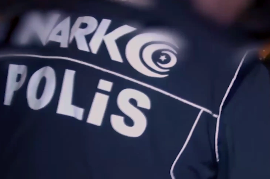 İstanbul Emniyeti’nin son bir haftada gerçekleştirdiği dev operasyonlarda 381 kilogram