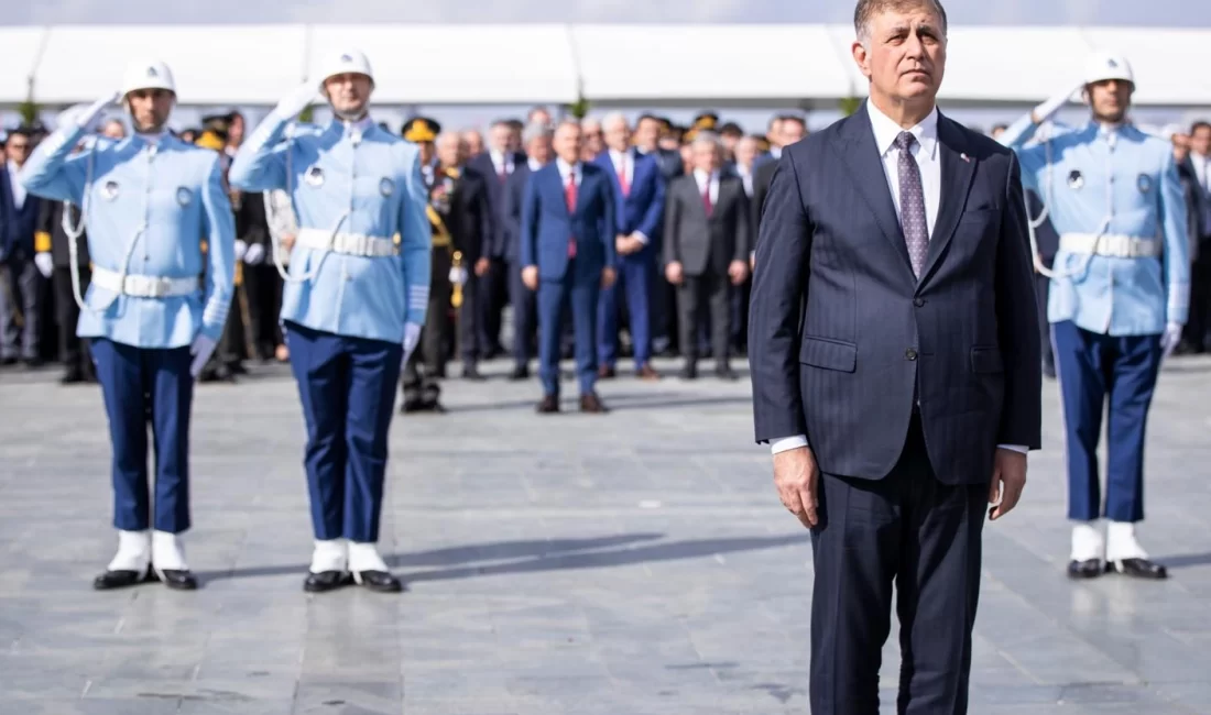 İzmir Büyükşehir Belediye Başkanı Dr. Cemil Tugay, 29 Ekim Cumhuriyet