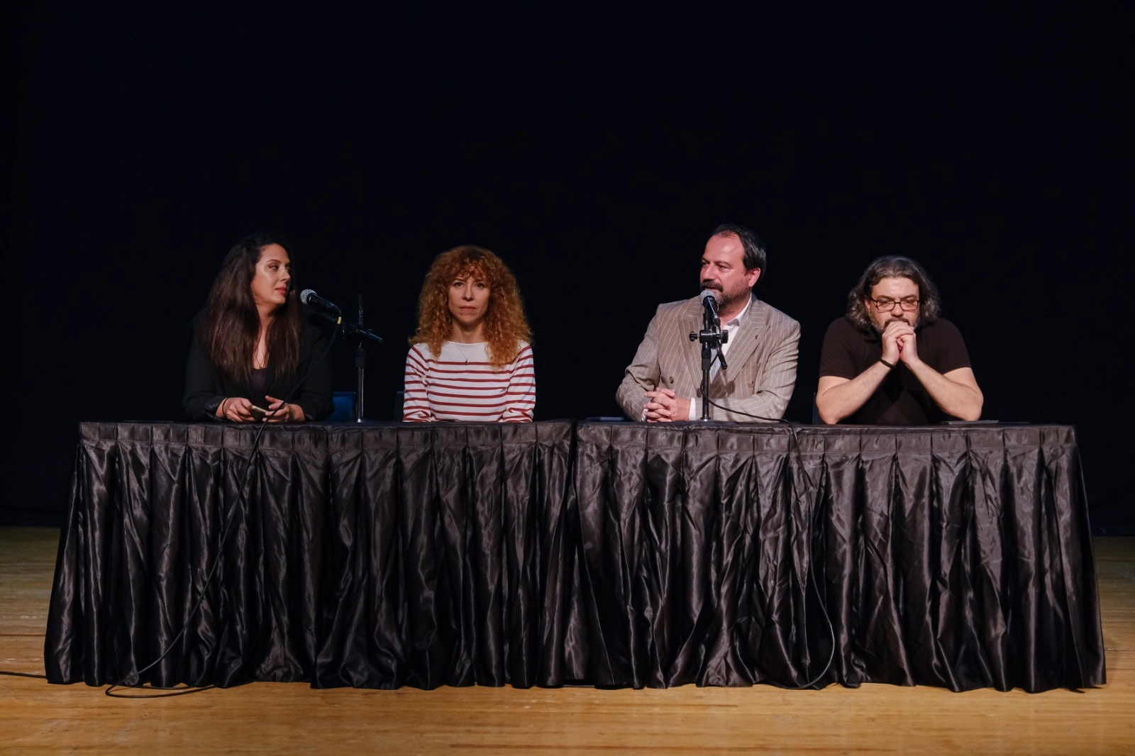 İZKİTAP-6. İzmir Kitap Fuarı kapsamında Fikir Gazetesi tarafından gerçekleştirilen “Fikir