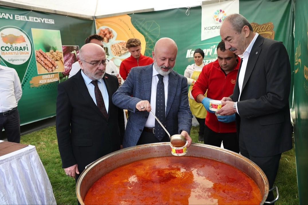 Kayseri Kocasinan Belediye Başkanı Ahmet Çolakbayrakdar, 3. Kayseri Gastronomi Günleri’nde