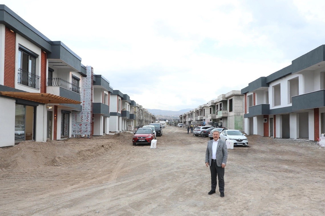 Kayseri Melikgazi Belediyesi, Altınoluk Mahallesi’nde hayata geçirdiği ilk yatay mimari