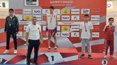 Konya’da Karatay Belediyesi Spor Kulübü Kick Boks Takımı, Konya’da düzenlenen