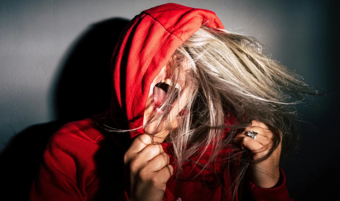 Korku evlerinde adrenalin ararken travma yaşanabilir! Son günlerde Taksim’de bir korku evinde yaşanan ve büyük yankı