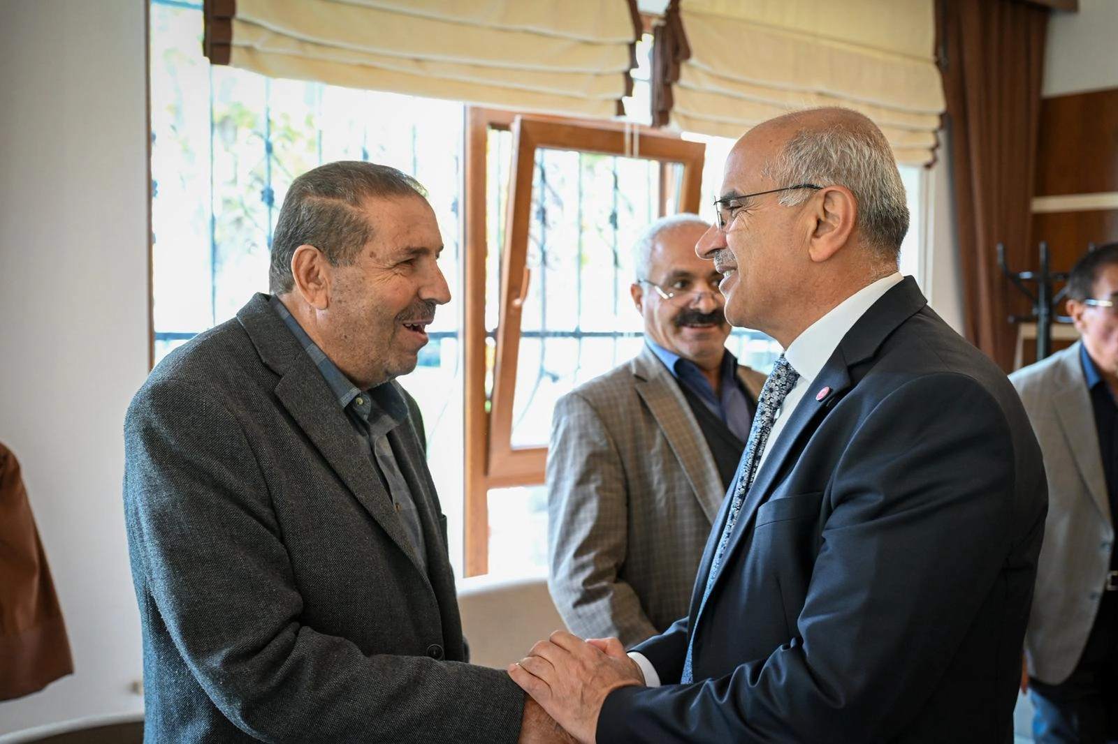 Malatya Büyükşehir Belediye Başkanı Sami Er, Hürriyet Parkı’ndaki Vefa Konağı’nda