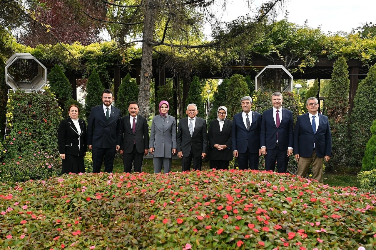 Aile ve Sosyal Hizmetler Bakanı Mahinur Özdemir Göktaş, Kayseri Büyükşehir