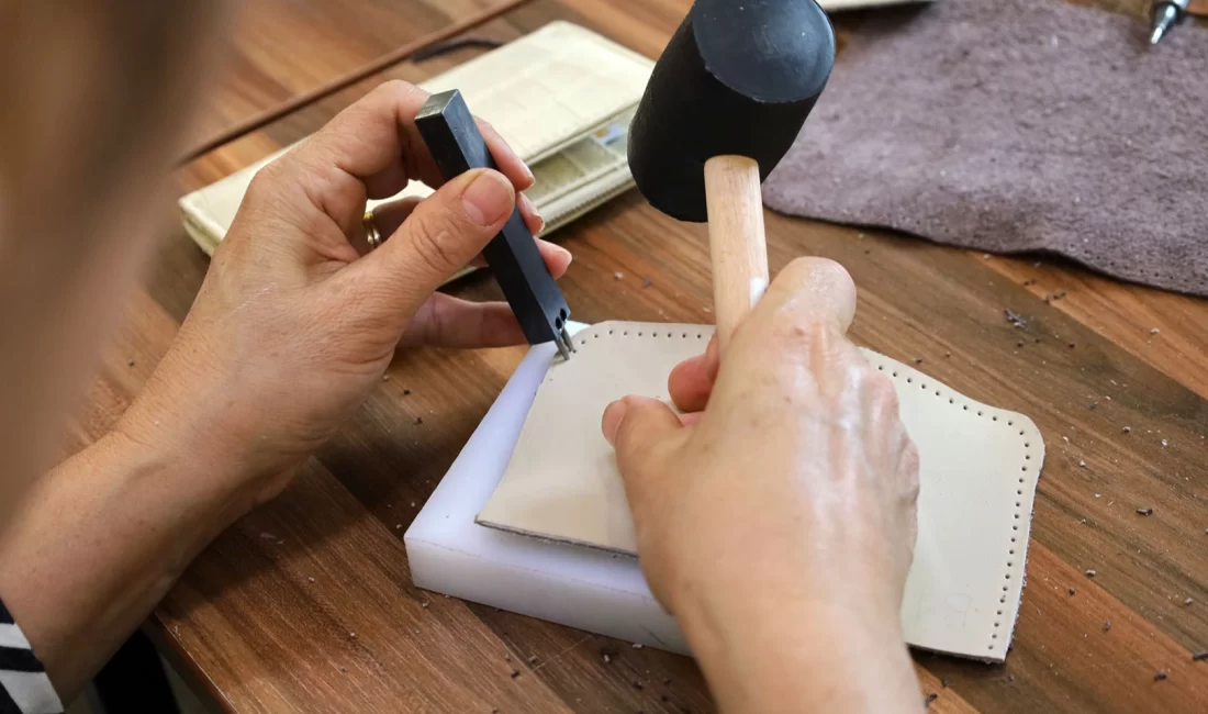 Sakarya Büyükşehir Belediyesi, 16 farklı merkezde sunduğu SAMEK eğitimleriyle vatandaşların