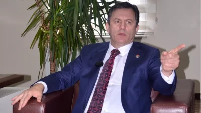 BBP Genel Başkan Vekili Türker Yörükçüoğlu, Sakarya’da esnaf ziyareti yaparak