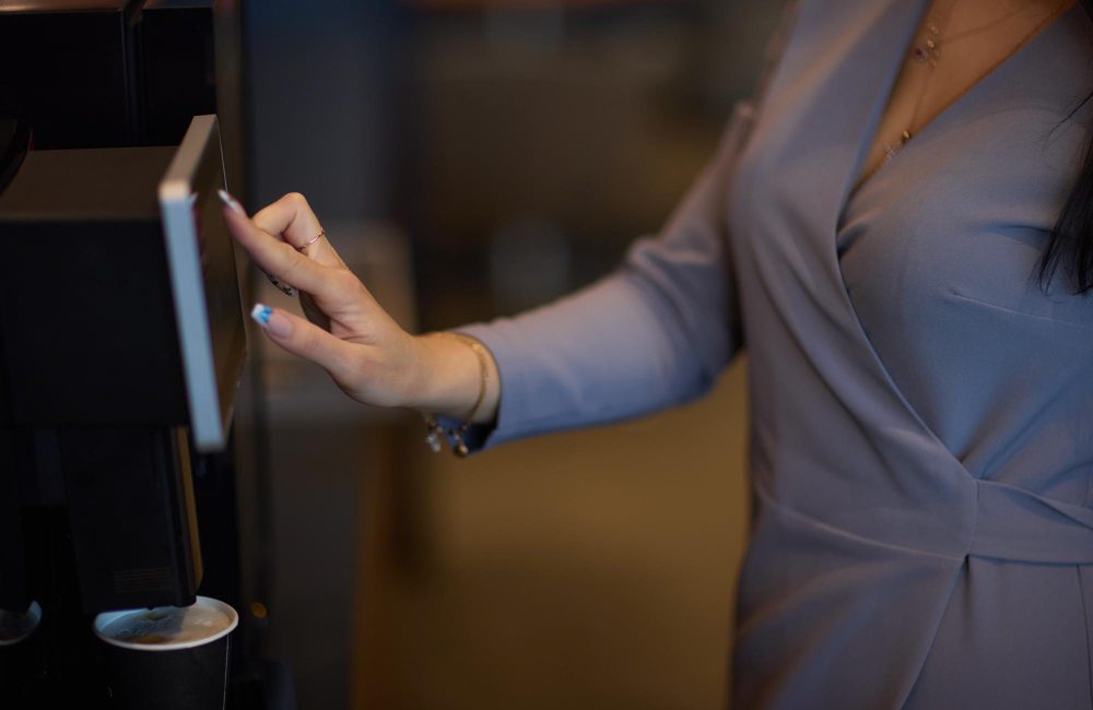 Günümüzün hızla dijitalleşen iş dünyasında, personel yönetimi artık sadece bordro