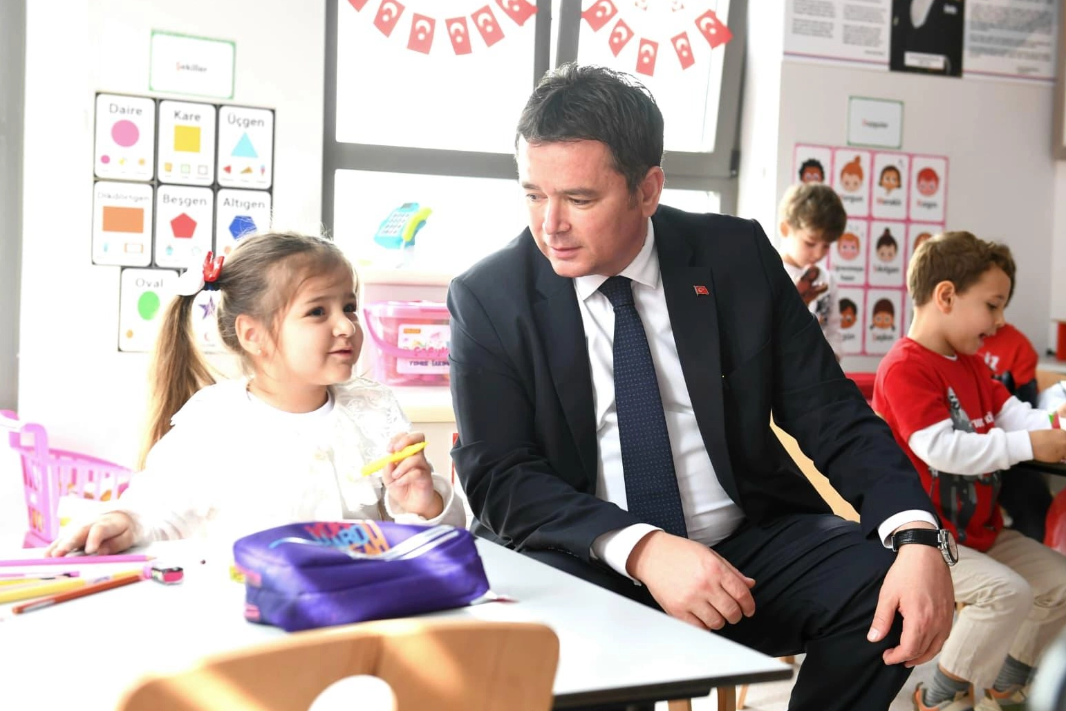 Osmangazi Belediyesi tarafından hizmete açılan gündüz bakım evleri ve kreşler,