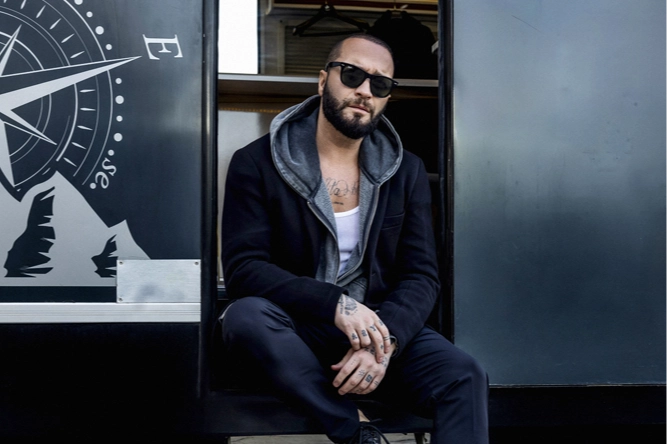 Pop müziğin en üretken ve en sevilen isimlerinden Berkay, projesi