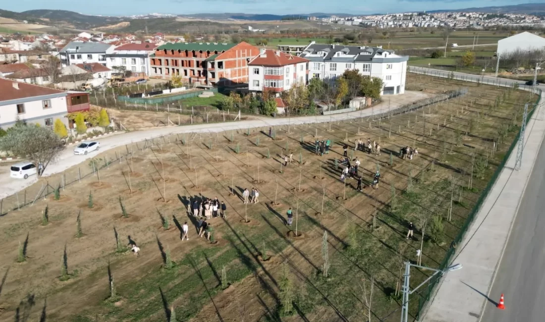 Bursa’da İnegöl Belediyesi Akhisar Mahallesi Akkanal Sokak’ta 2 parçadan oluşan