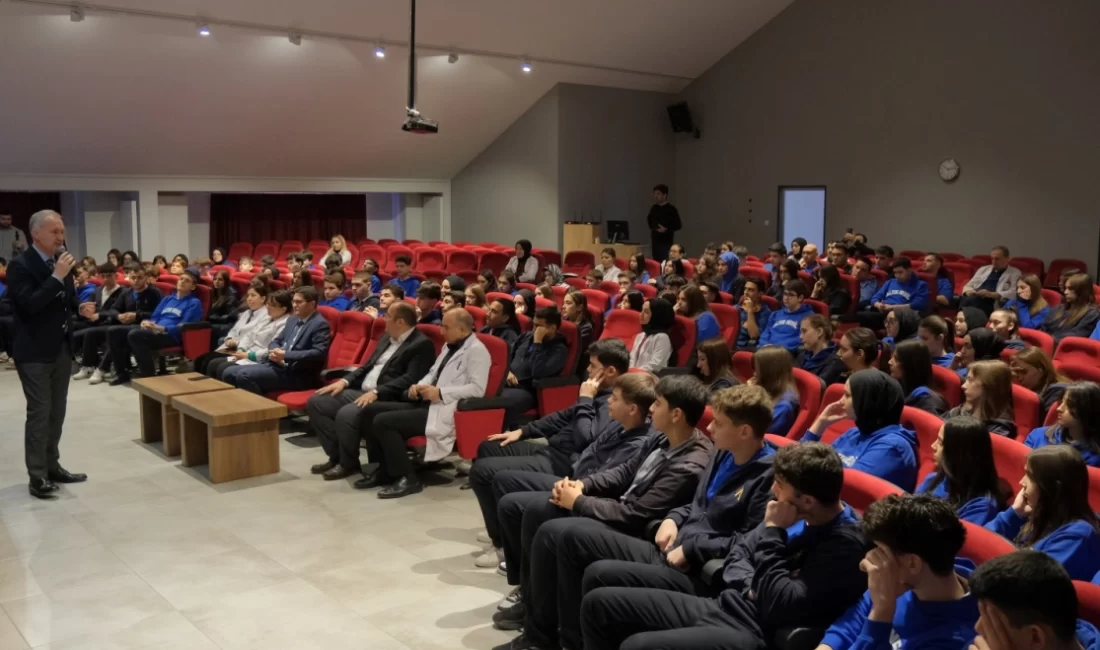 Bursa İnegöl Belediye Başkanı Alper Taban, Genç Bakış buluşmaları kapsamında