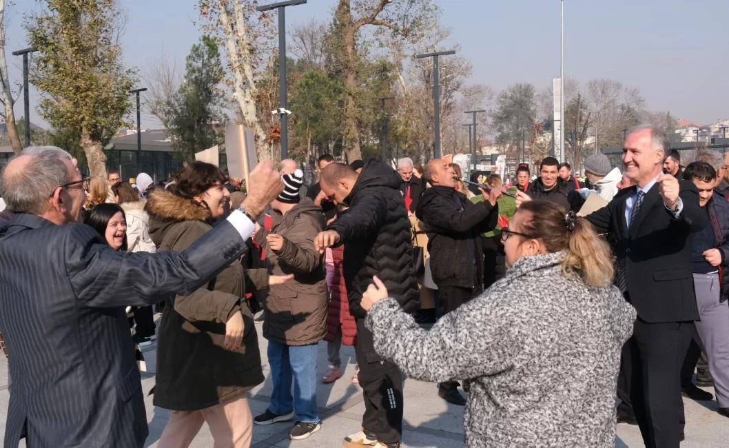 Bursa’da İnegöl Belediyesi ile İZED öncülüğünde şehirdeki tüm engelli dernekleri