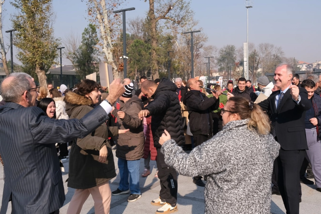 Bursa’da İnegöl Belediyesi ile İZED öncülüğünde şehirdeki tüm engelli dernekleri