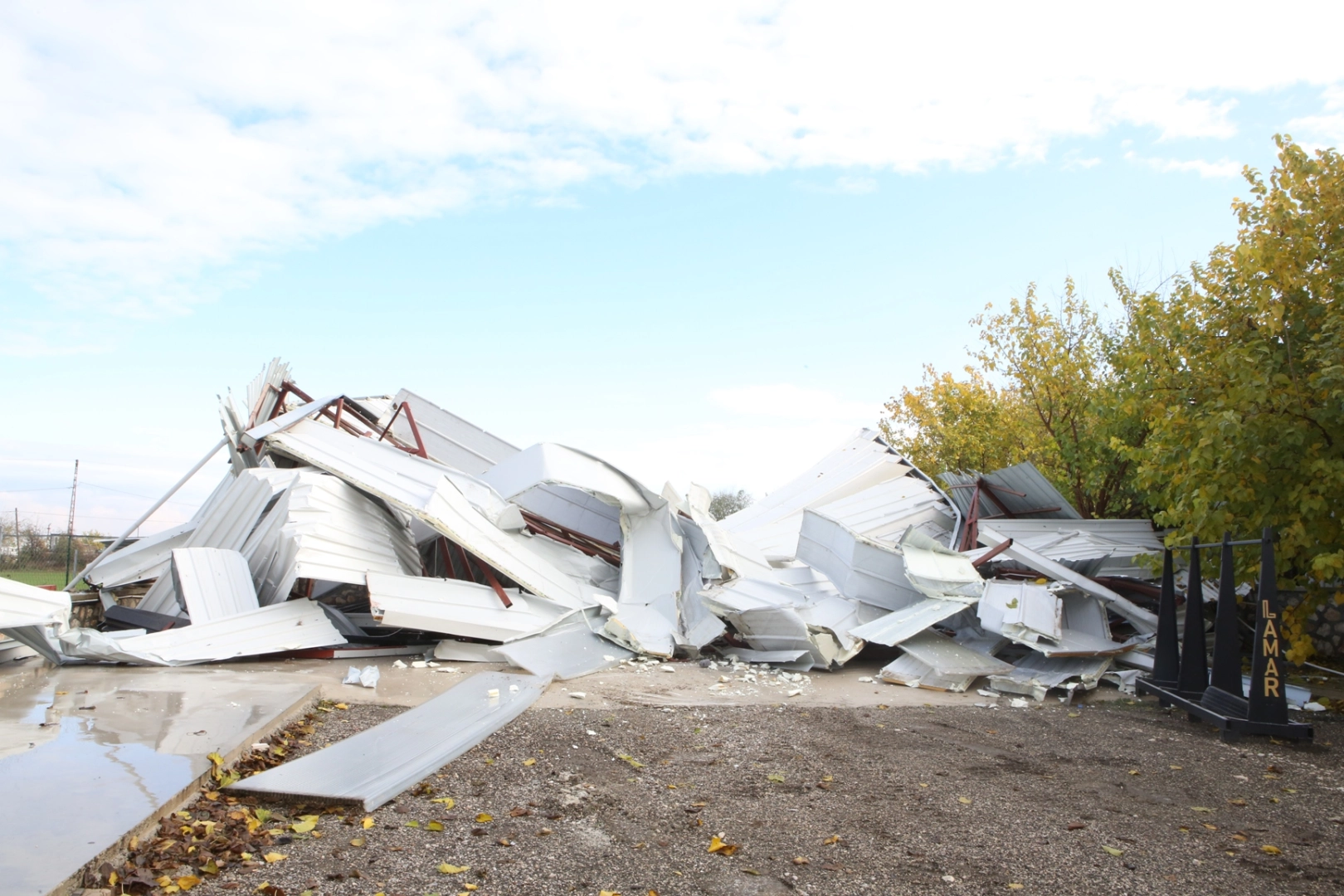 Bursa Nilüfer Belediyesi yıkım ekipleri, Çalı ve Akçalar Mahalleleri’nde toplam