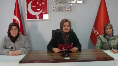 5 Aralık Dünya Kadın Hakları Günü’nde basın açıklaması yapan Osmangazi