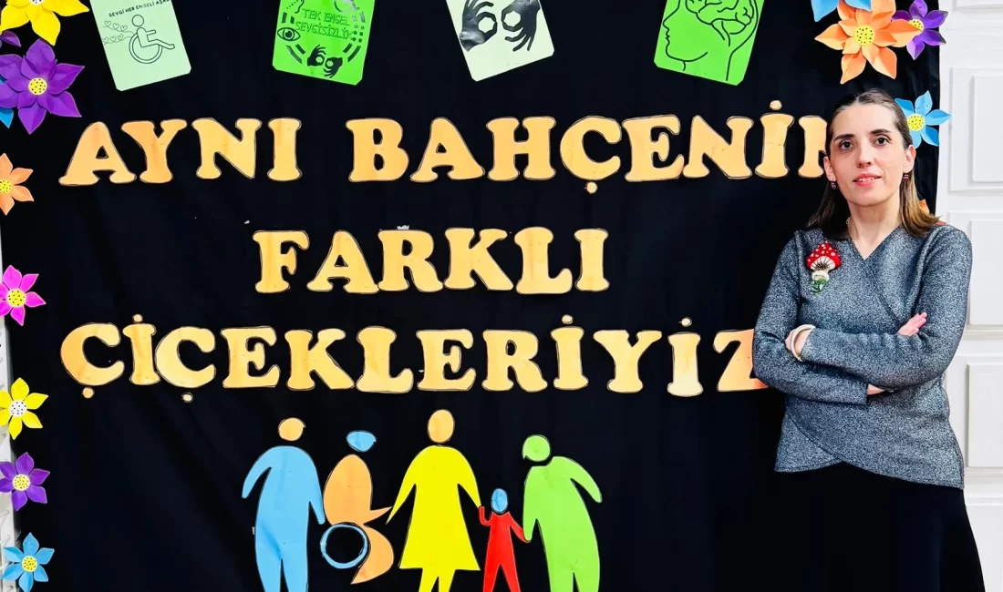 Bursa’da düzenlenen Dünya Engelliler Günü etkinliğinde özel eğitim uzmanları ve