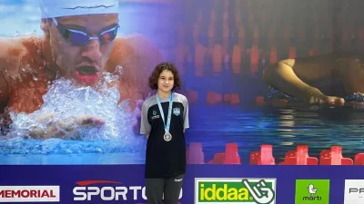 Çayırova Belediyesi Eğitim Spor Kulübü yüzücüleri Trabzon’da düzenlenen yarışmada başarılı