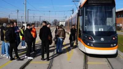 Eskişehir Teknik Üniversitesi Ulaştırma Meslek Yüksekokulu Raylı Sistemler Bölümü öğrencileri,