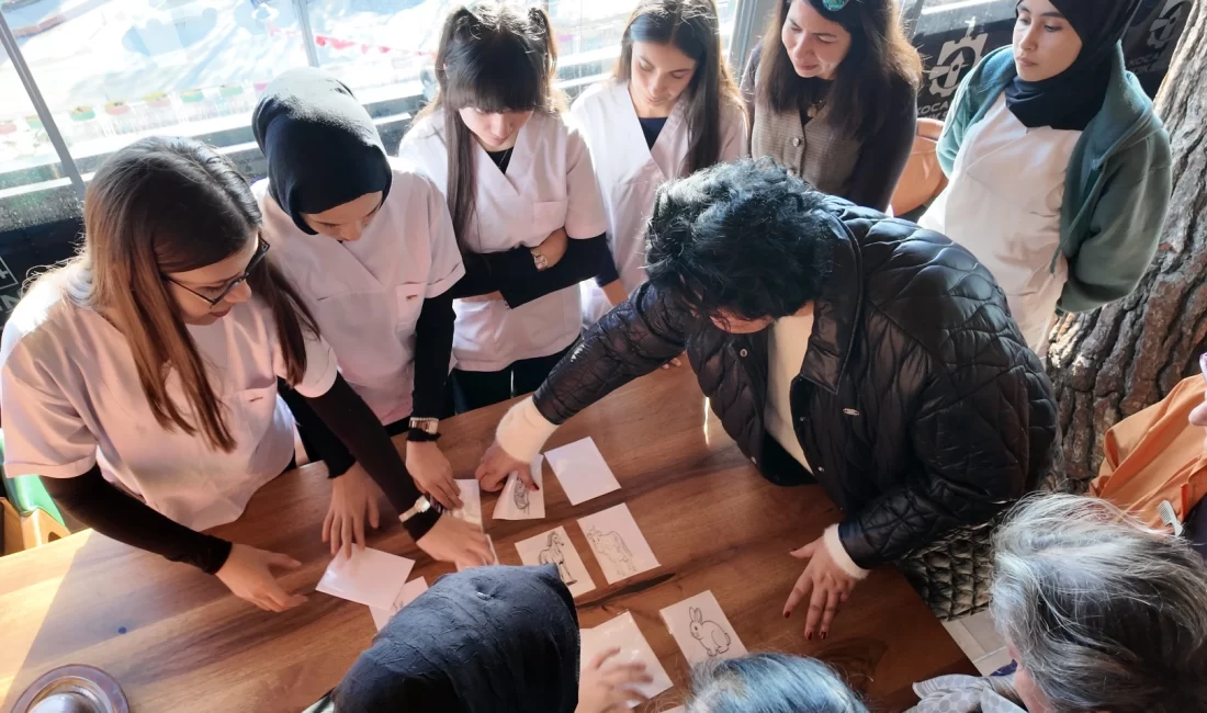 Kocaeli Büyükşehir Belediyesi, 65 yaş üstü bireyler ile gençleri bir