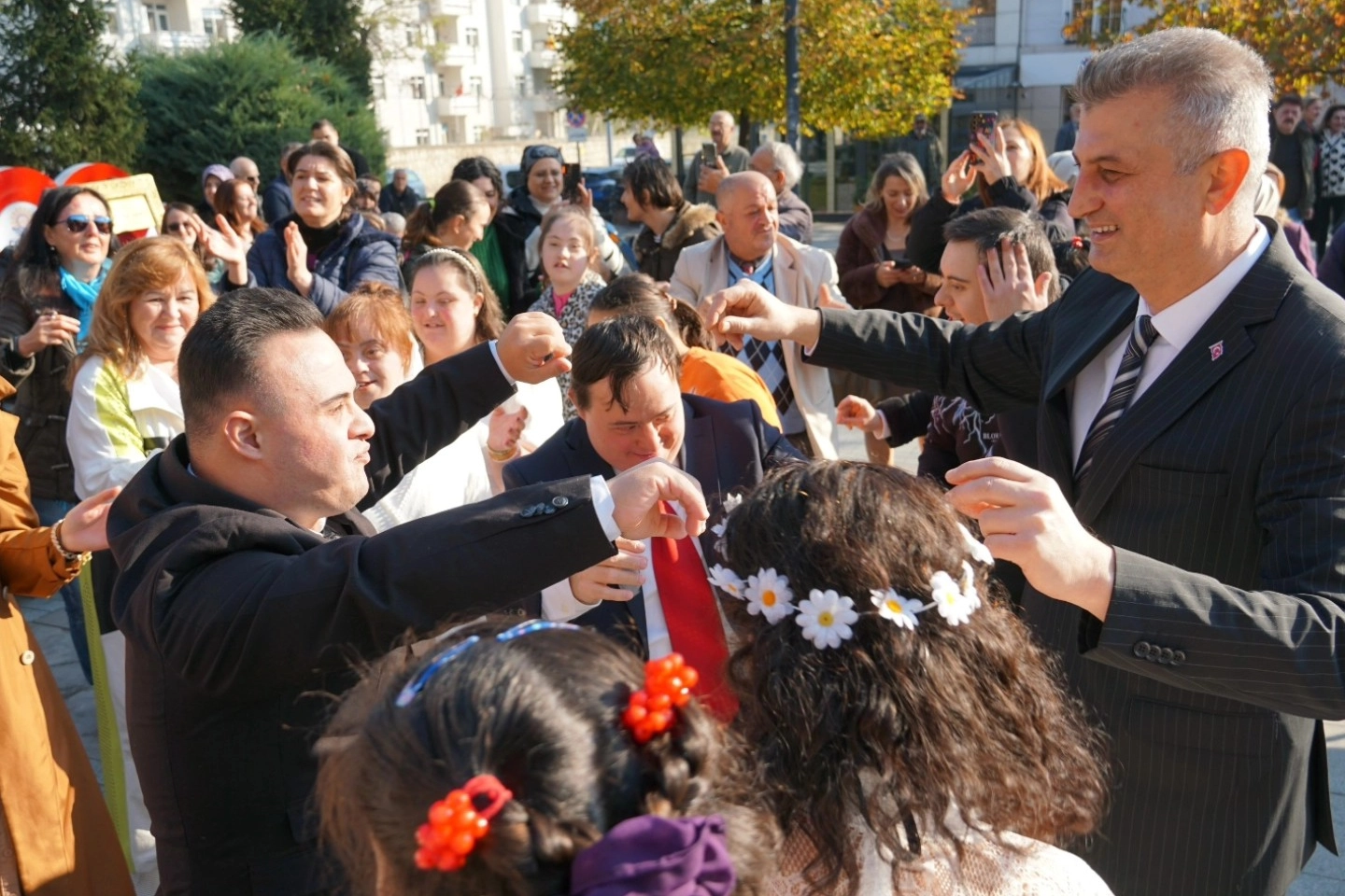 Kocaeli Gölcük’te 3 Aralık Dünya Engelliler Günü kapsamında düzenlenen törende