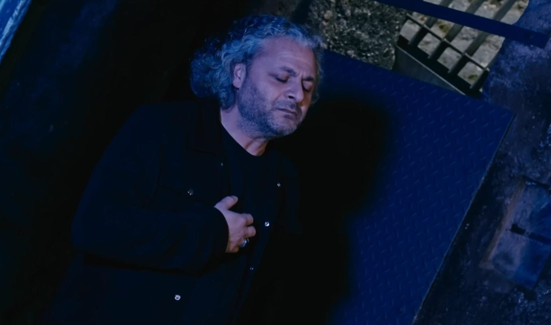 &nbsp; Müzik dünyasında adından hızla söz ettirmeye başlayan Çetin Kara,