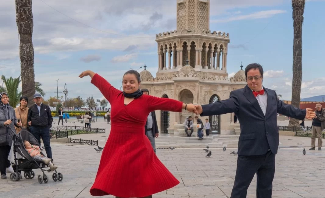 İzmir Büyükşehir Belediyesi, görünür ya da görünür olmayan engellilik alanında