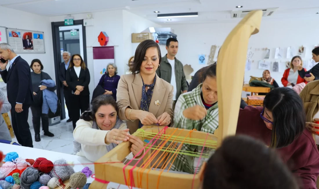 İzmir Karabağlar Belediyesi, Dünya Engelliler Haftası kapsamında özel gereksinimli bireylerin