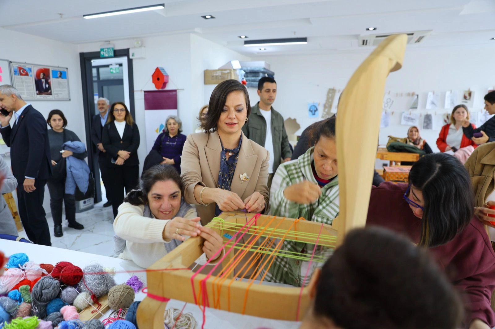 İzmir Karabağlar Belediyesi, Dünya Engelliler Haftası kapsamında özel gereksinimli bireylerin