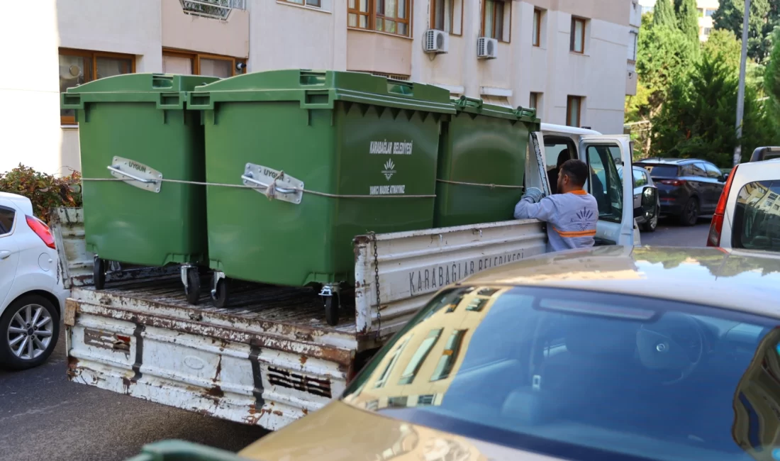 Karabağlar Belediyesi, ilçede temizlik hizmetlerini güçlendirmek amacıyla çöp konteynerlerini yenileme