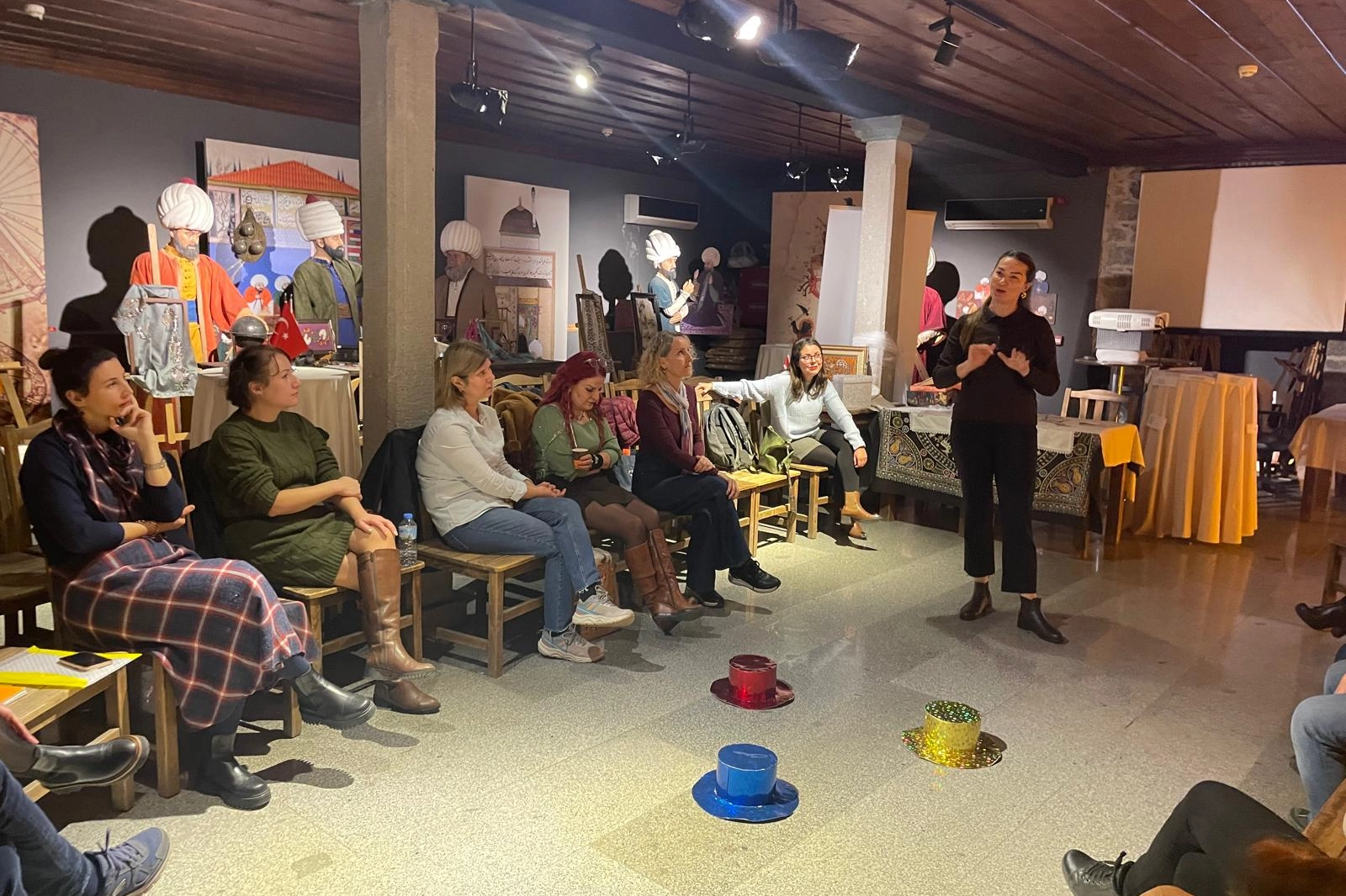 İzmir İl Millî Eğitim Müdürlüğünün himayesinde yürütülen “İzmir Öğretmen Akademileri”