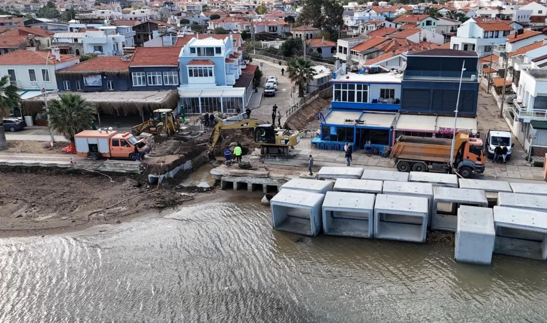 İZSU’nun Yeni Foça’da Şavklı Deresi çıkışında tarihi köprüyü koruyarak yaptığı