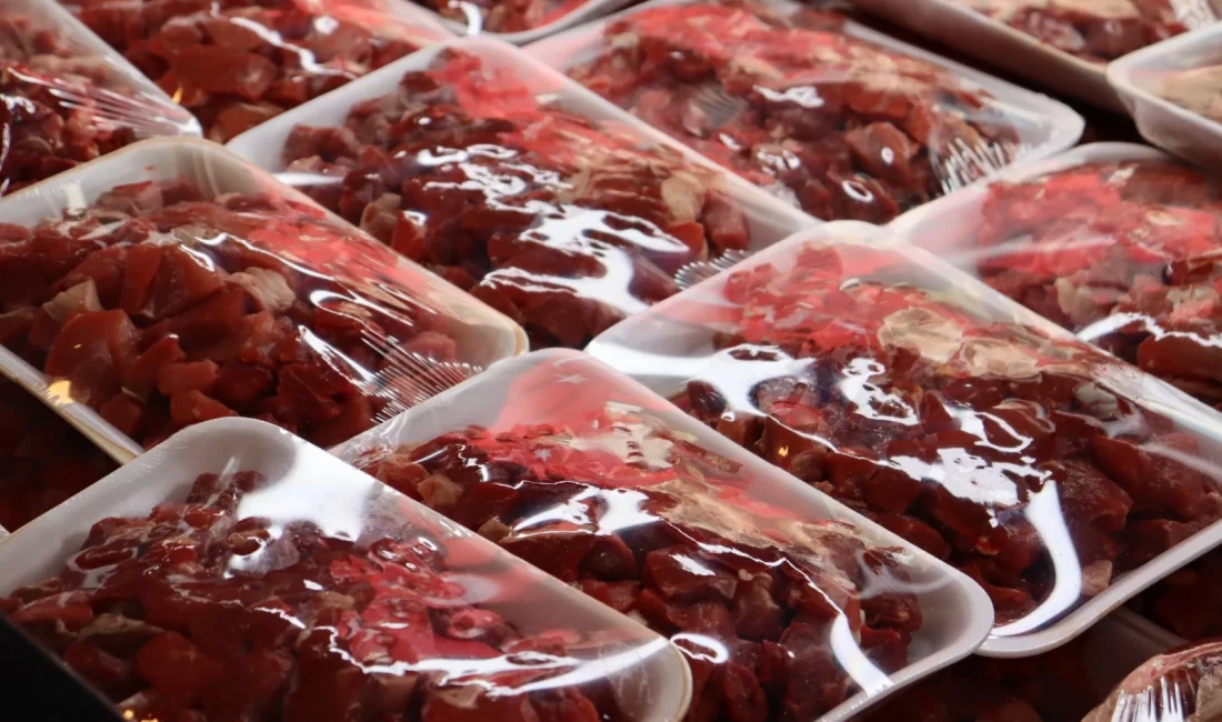 İzmit Belediyesi, vatandaşların uygun fiyatlı ve kaliteli et ürünlerine erişimini