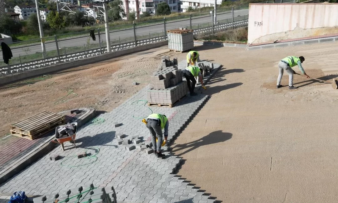 Kocaeli Gebze Belediyesi Fen İşleri Müdürlüğü, üstyapı çalışmalarını ilçe genelinde