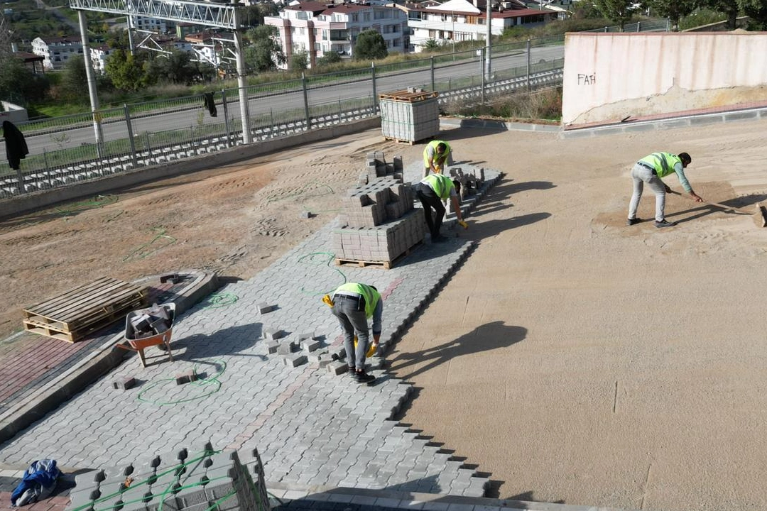 Kocaeli Gebze Belediyesi Fen İşleri Müdürlüğü, üstyapı çalışmalarını ilçe genelinde
