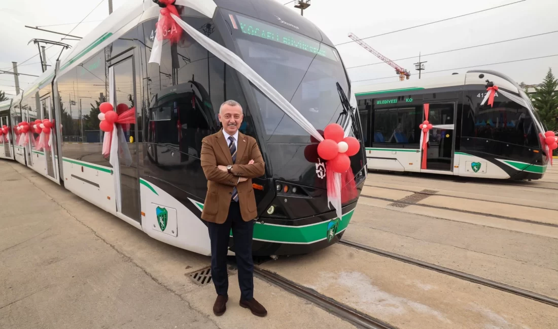 Kocaeli Büyükşehir Belediyesi, raylı ulaşımı yaygınlaştırmak amacıyla 10 yeni tramvayı