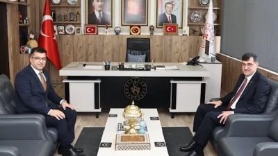 Kütahya Belediye Başkanı Eyüp Kahveci, Gençlik ve Spor İl Müdürü