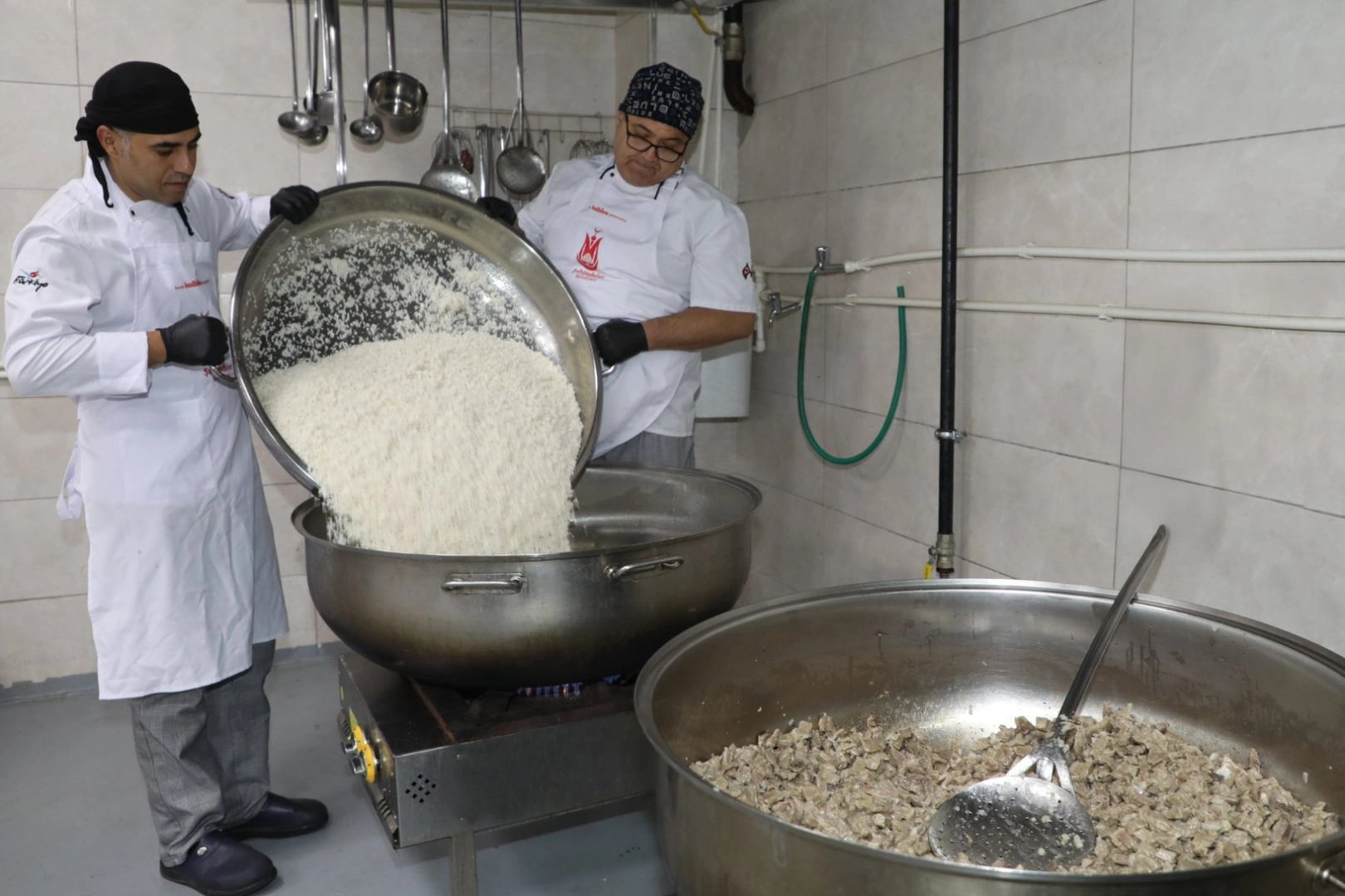 Manisa’da Şehzadeler Belediye Başkanı Gülşah Durbaş, belediyenin aşevi çalışmalarıyla 2025